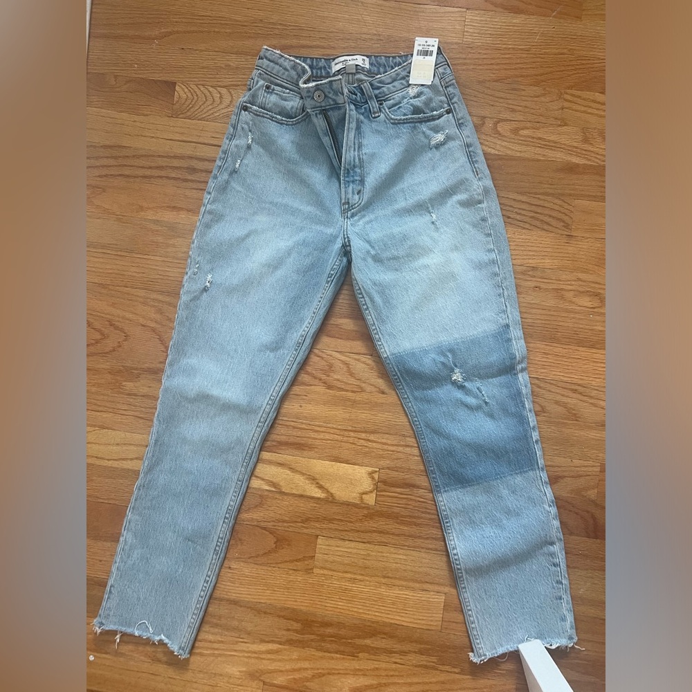 Abercrombie jeans.